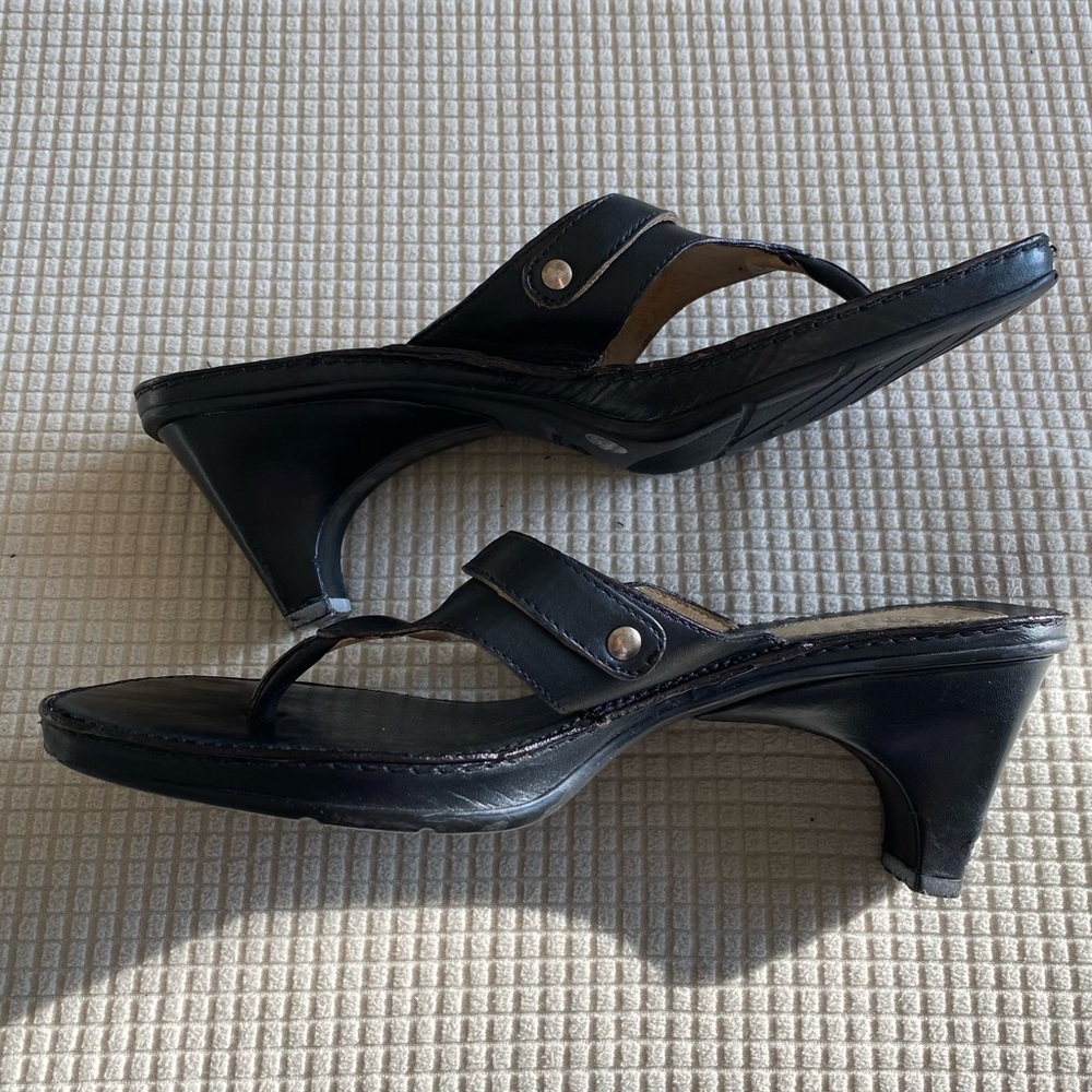 Nurture by Lamaze Black Heeled Sandals